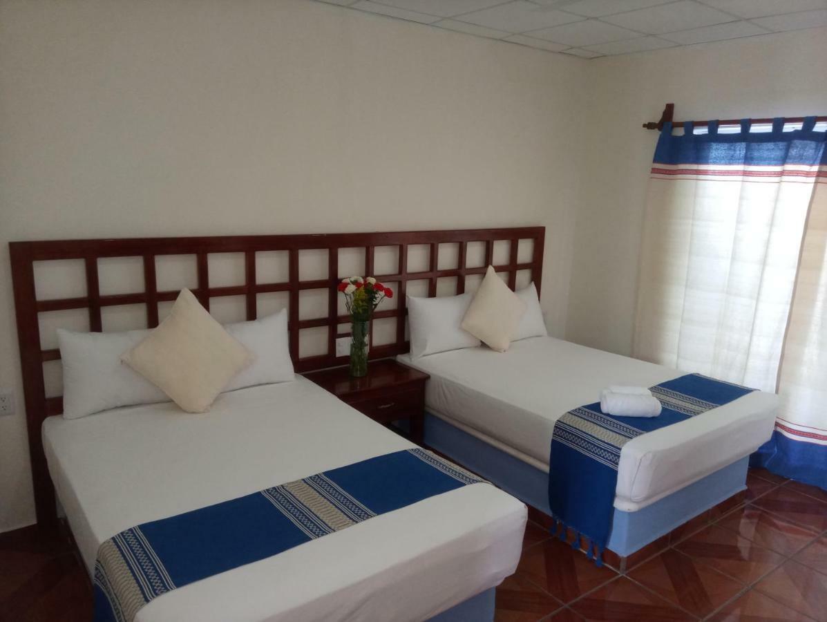 Hotel D Abril Santa Cruz Huatulco Exterior photo